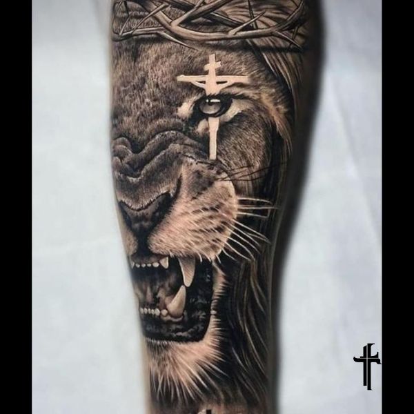 Religious piece by me. Thanks : r/tattoo